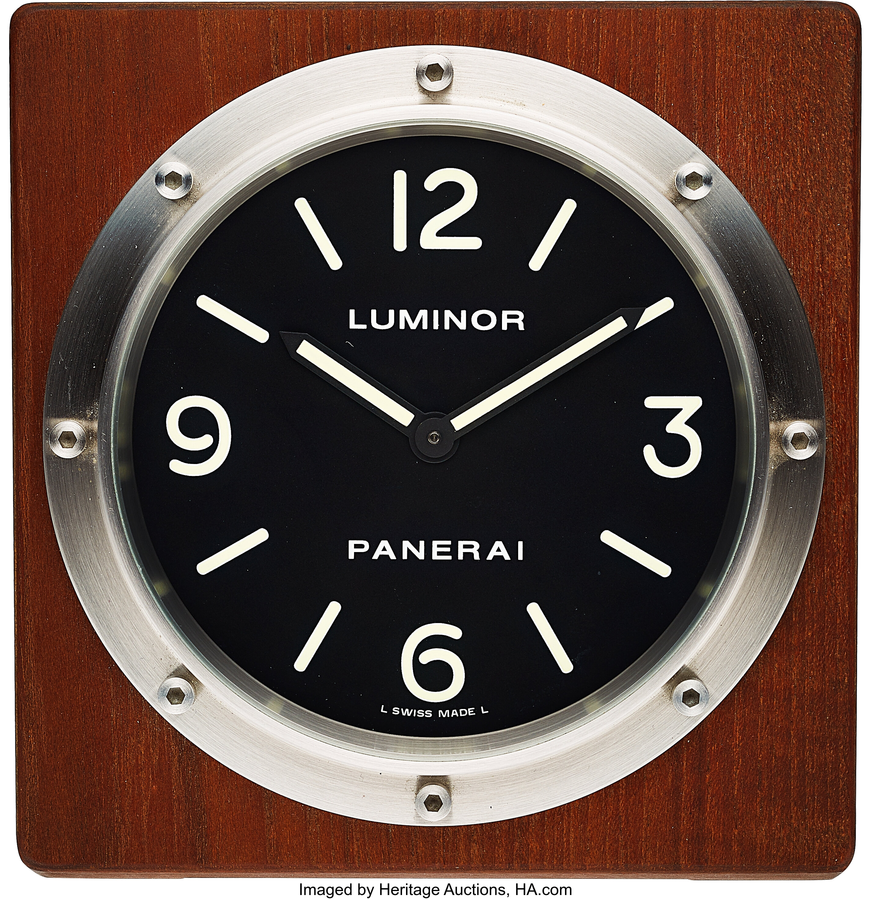 Featured image of post Panerai Desk Clock / Panerai 581 table clock hallmark keepsake tabletop magic cuckoo clock