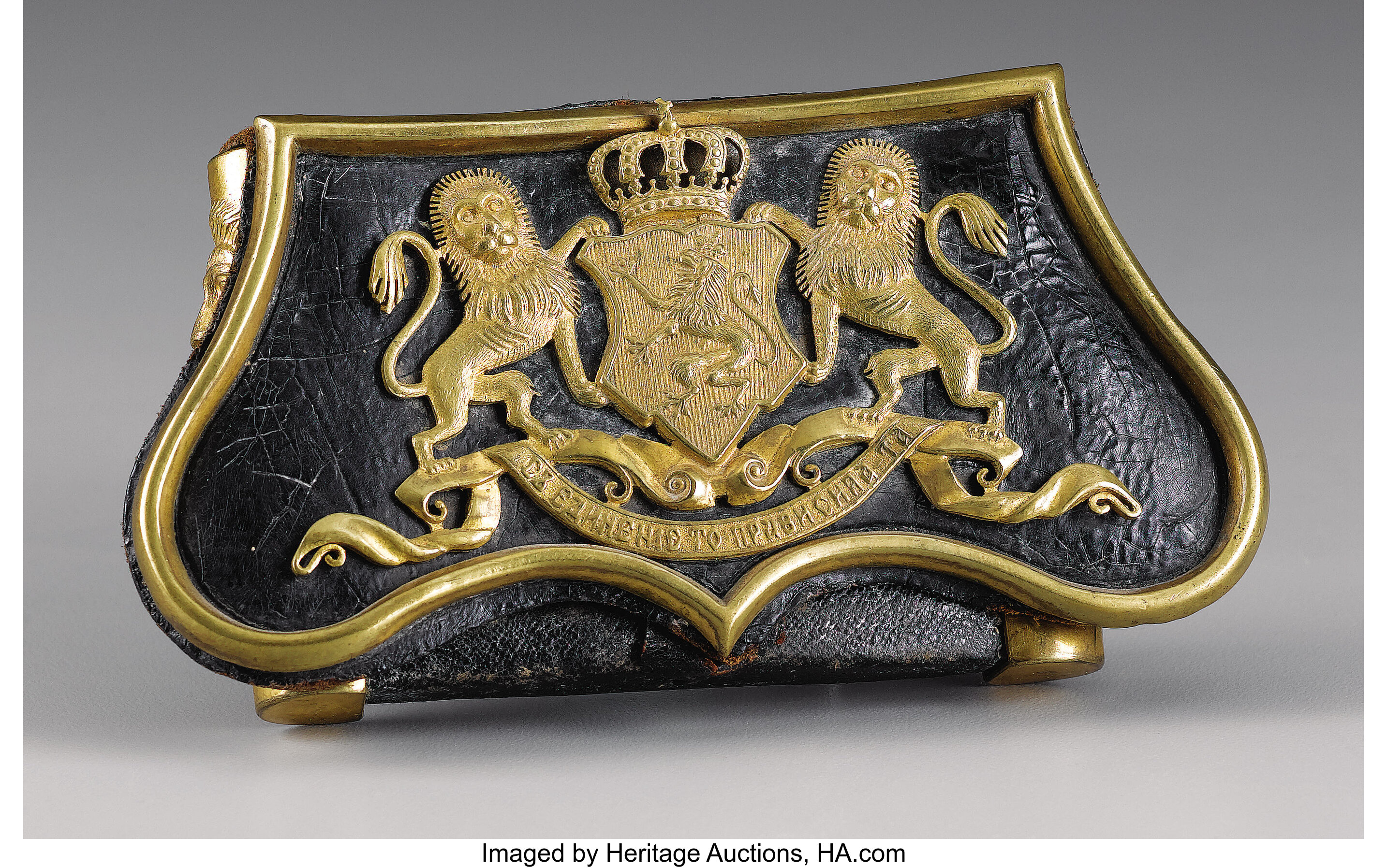 British Leather Cartridge Box . 19th century. With Royal emblem of ...