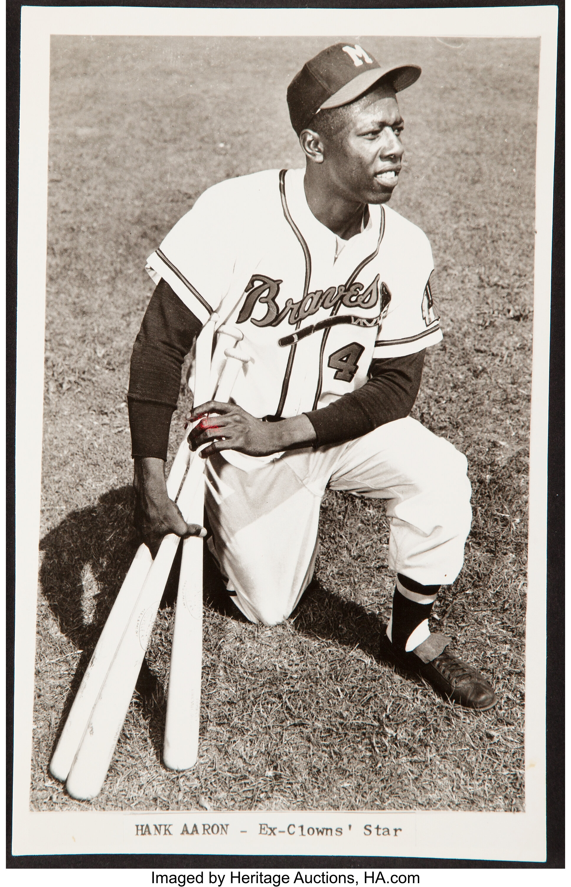 Hank aaron baseball card hi-res stock photography and images - Alamy