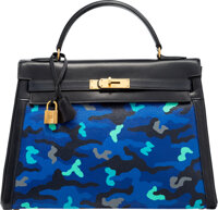 Hermès Vert Criquet Evercolor Kelly Danse II Belt Bag Palladium Hardware,  2021 Available For Immediate Sale At Sotheby's