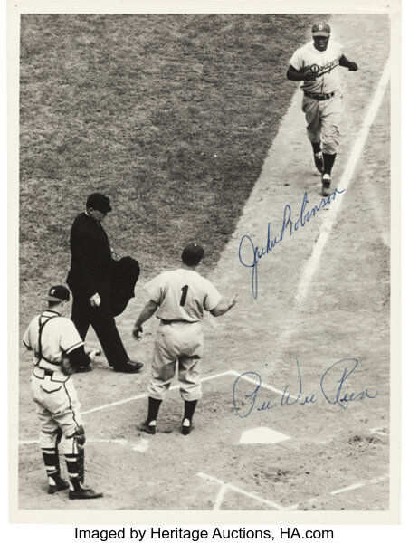 Pls help, who's all in this picture. I know Pee Wee Reese, Jackie