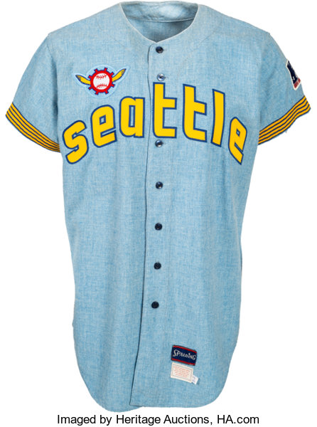 The 2006 Seattle Mariners wore throwback Pilots uniforms. Very