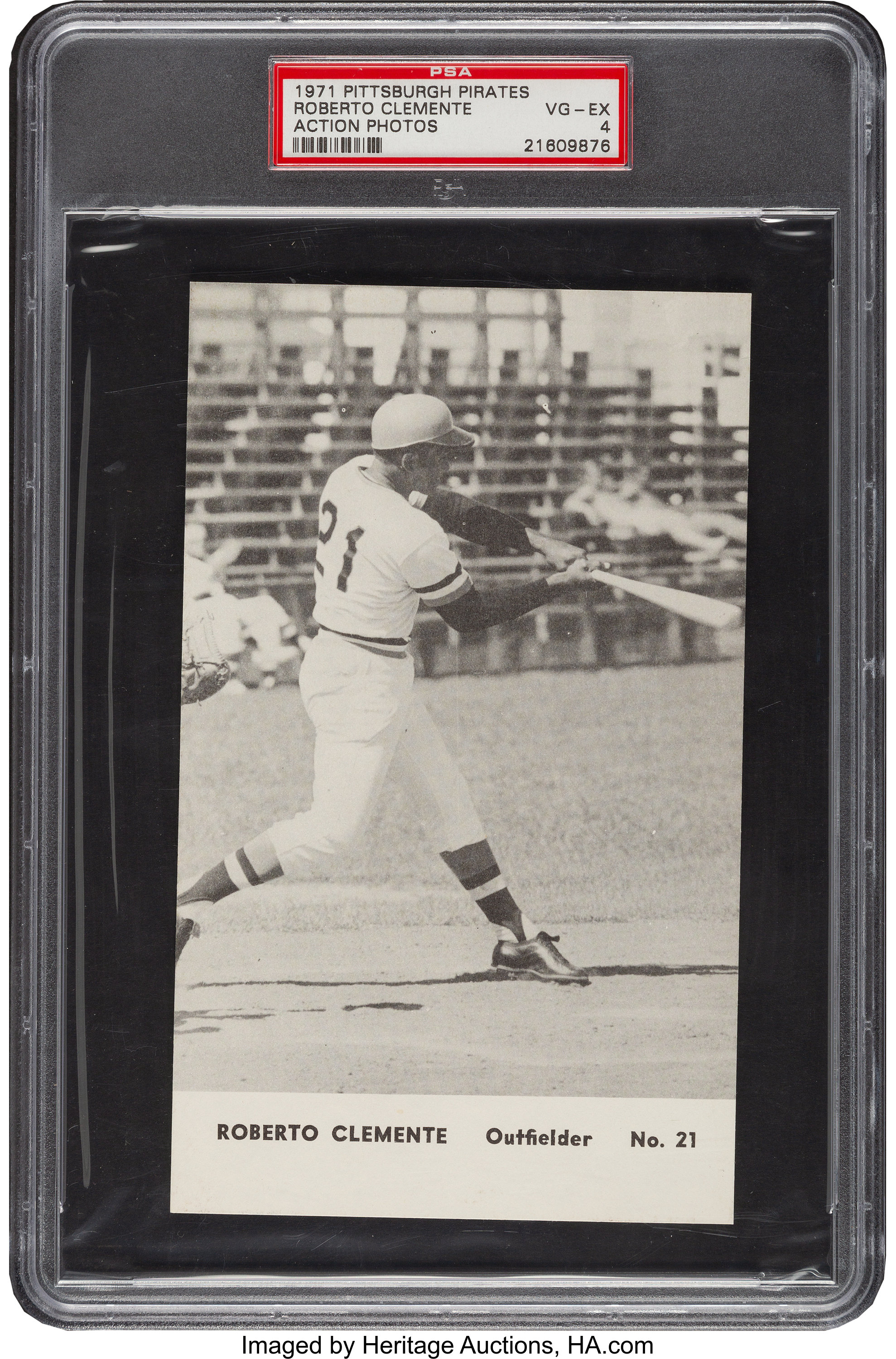 Lot Detail - Circa 1971 Roberto Clemente Pittsburgh Pirates Game