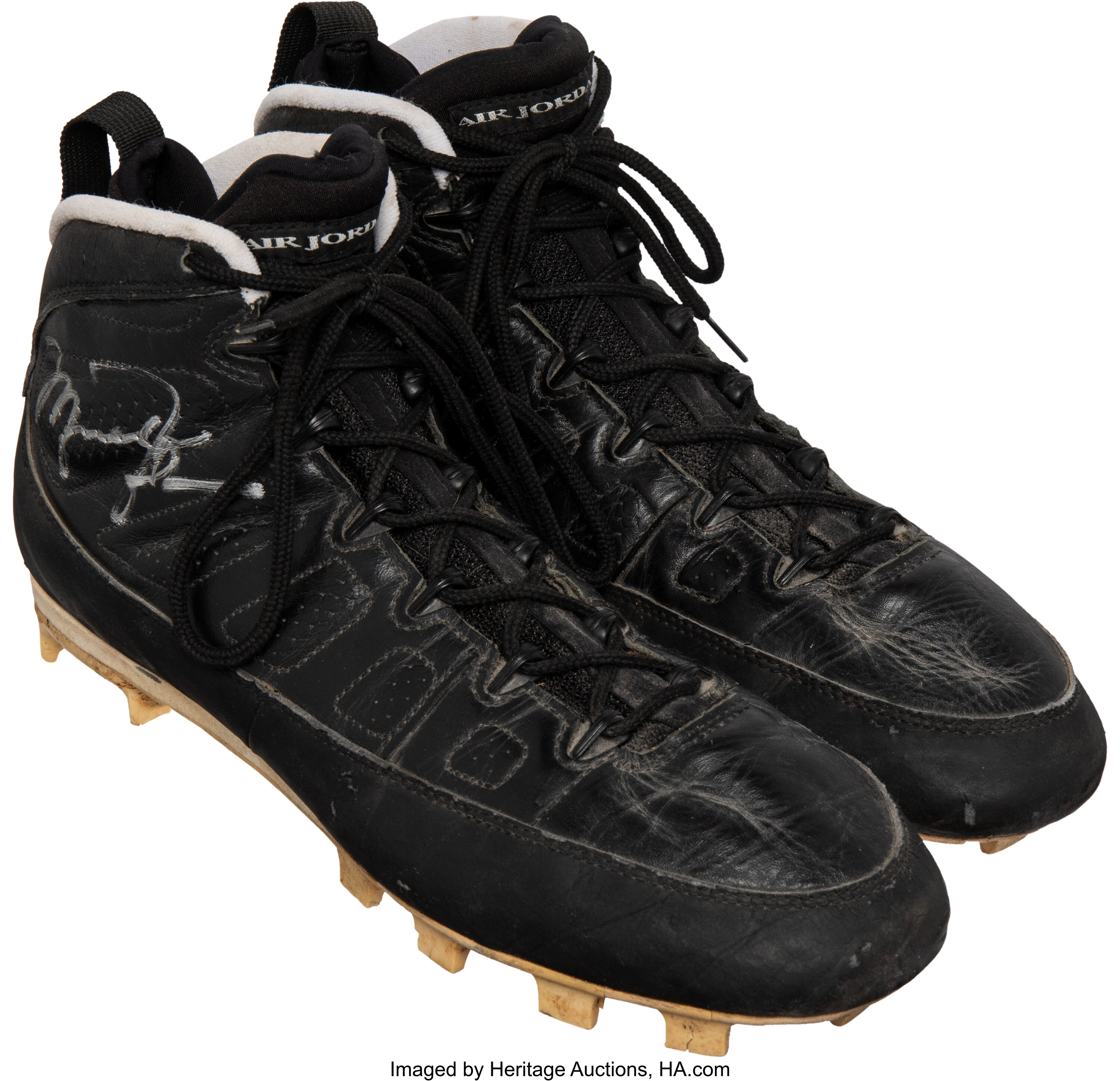 Flashback // Michael Jordan in the Air Jordan IX PE Baseball Cleat