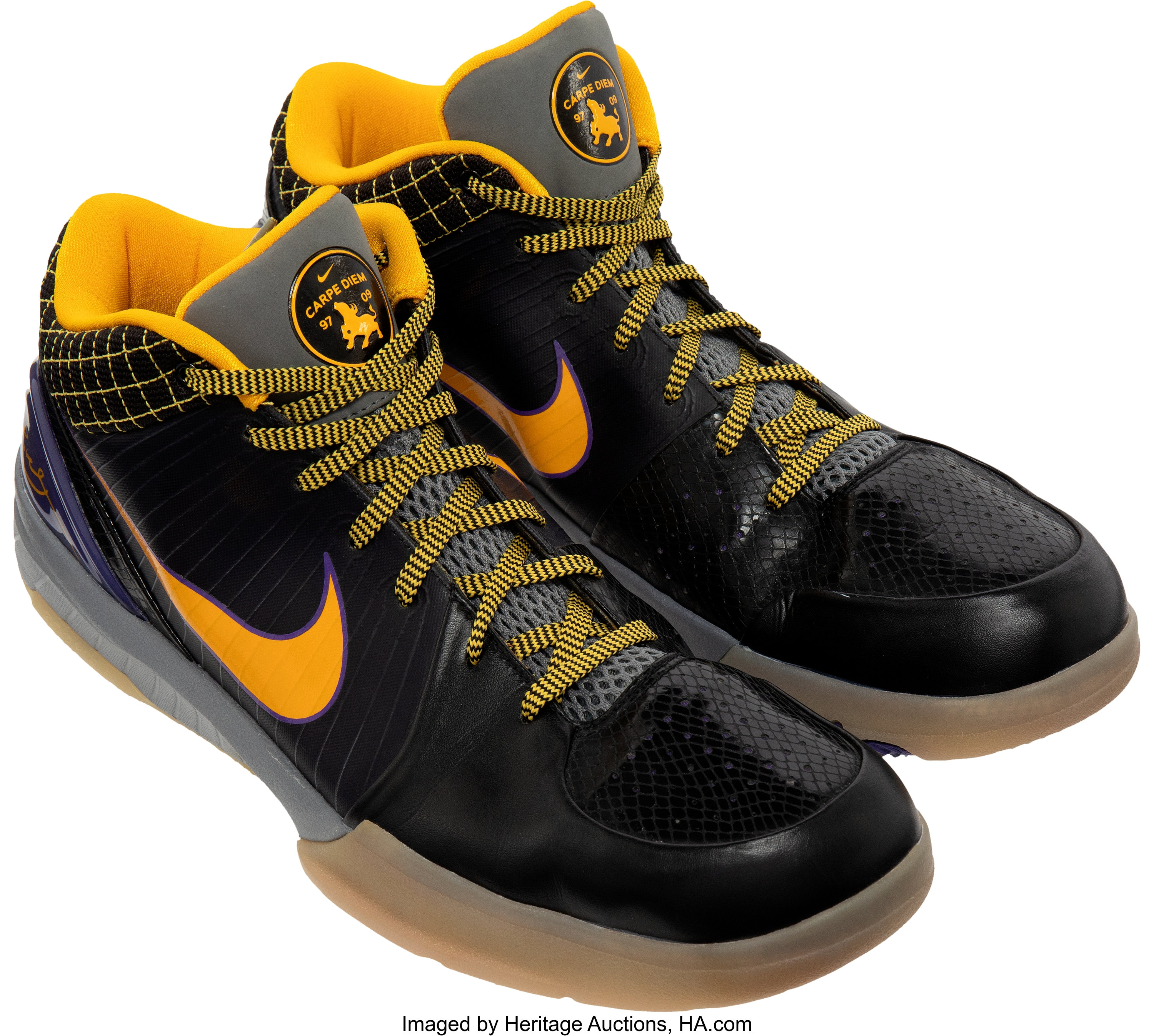 Lot Detail - Kobe Bryant 2008-2009 Game Worn Road Nike Zoom Kobe IV Shoes