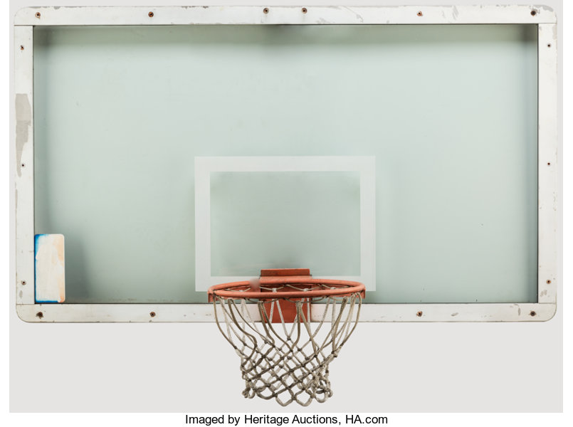 Basketball buzzer beater shot Stock Photo - Alamy