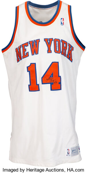 Anthony's Official New York Knicks Signed Jersey - CharityStars