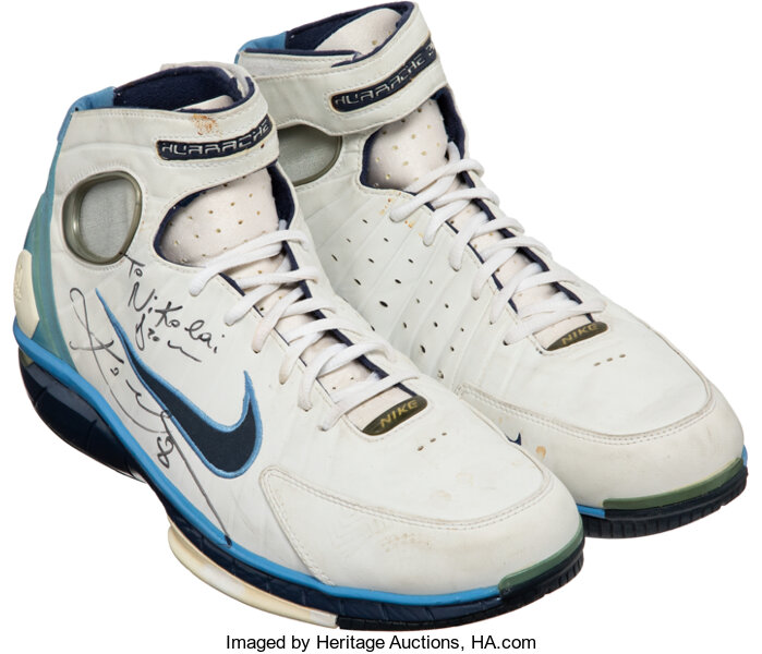 2004 Kobe Bryant Game Worn & Signed Sneakers--Attributed to 12/17 | Lot  #59386 | Heritage Auctions