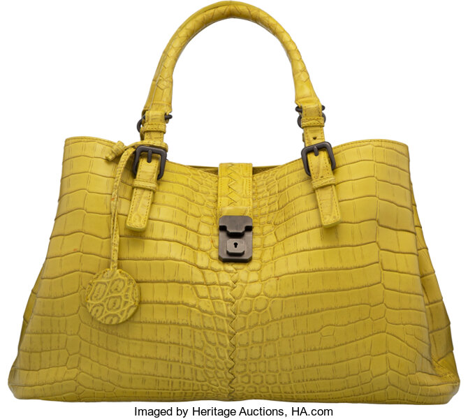 BOTTEGA VENETA Pre-Loved The Pouch Wrinkled Leather Clutch in Gold