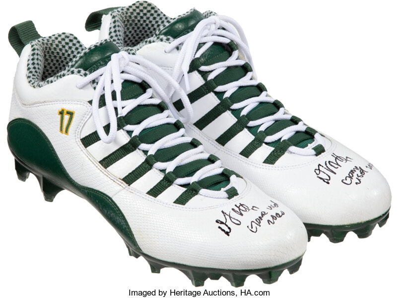 Packers WR Davante Adams surprises alma mater with new uniforms, cleats