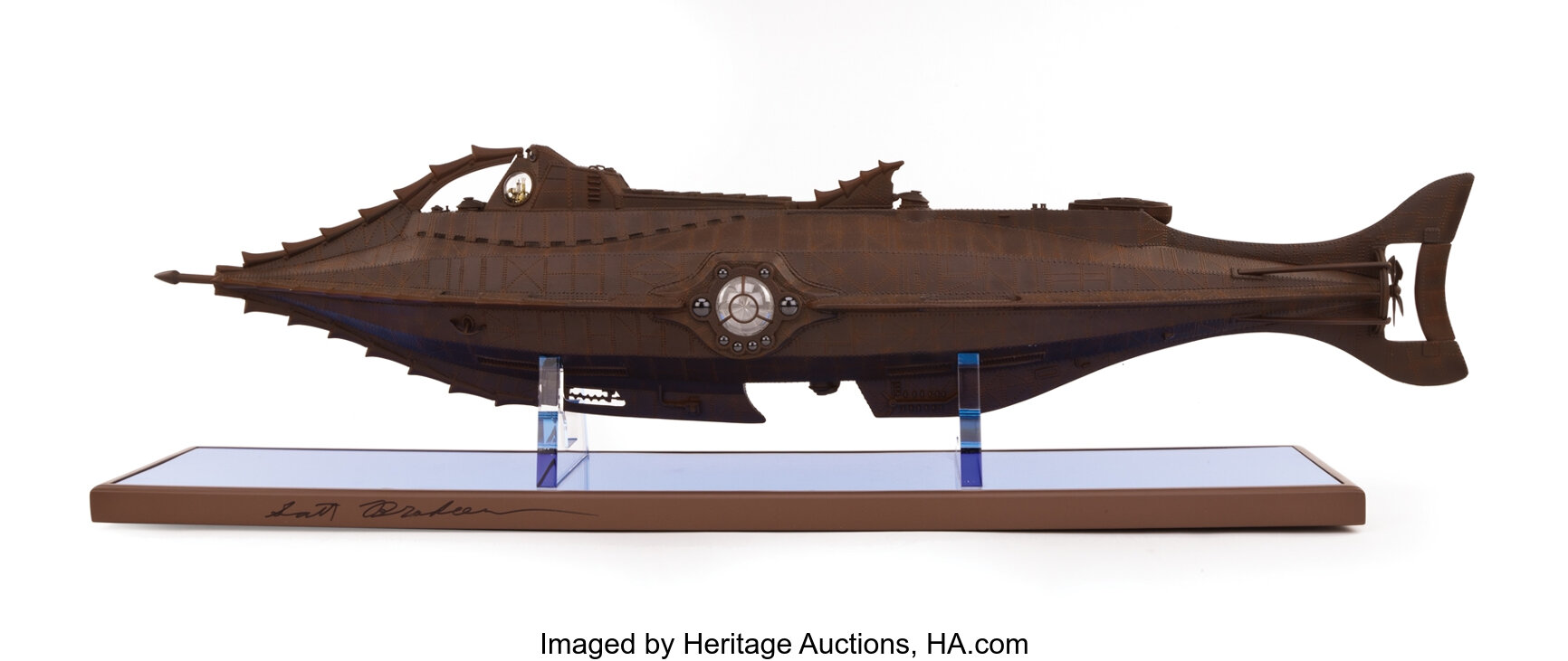 20,000 Leagues Under The Sea Nautilus model by Master Replicas