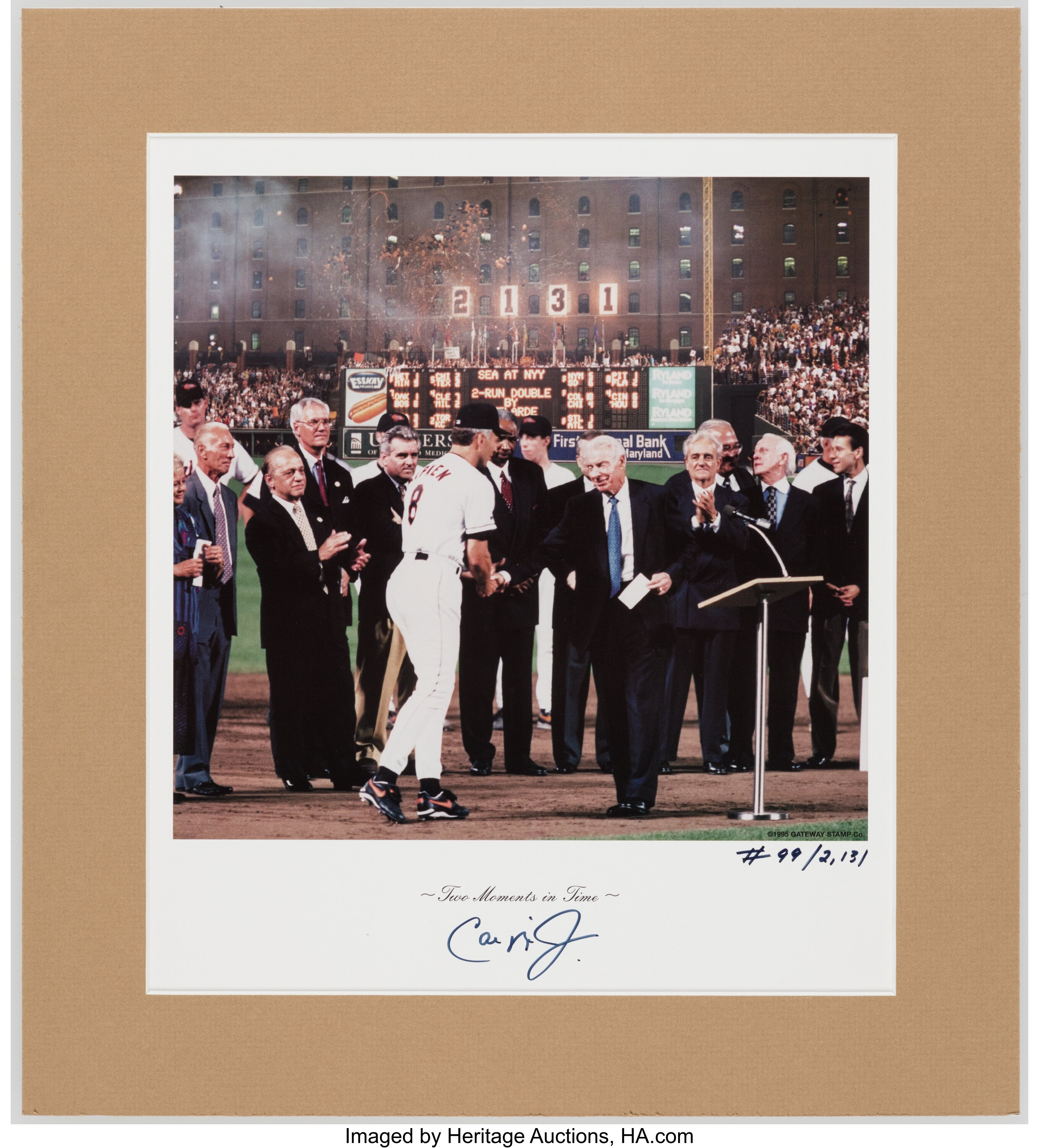 Sports Memorabilia  JOE DIMAGGIO 1995 Autographed Portrait