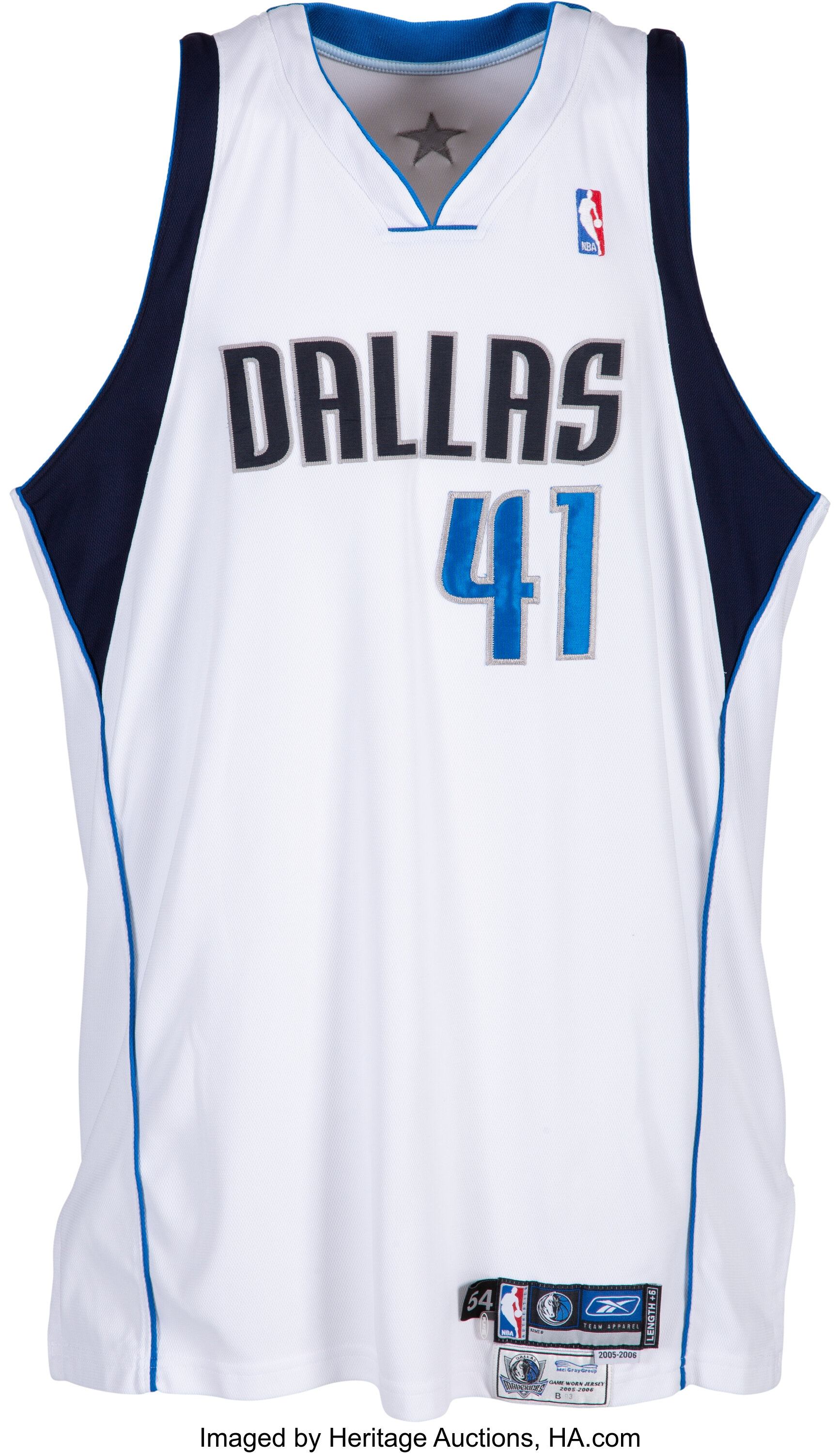 Dirk Nowitzki Jersey - Dallas Mavericks