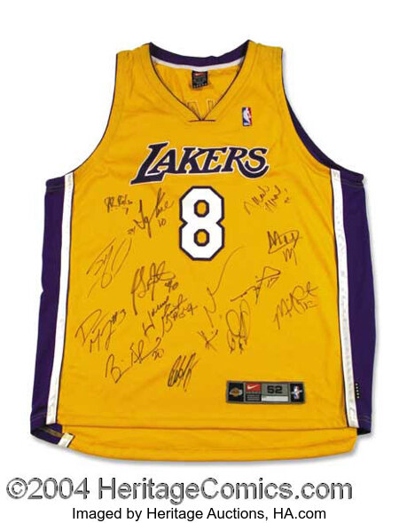 2000-2001 L.A, Lakers Team Signed Jersey Autographs, Lot #1316