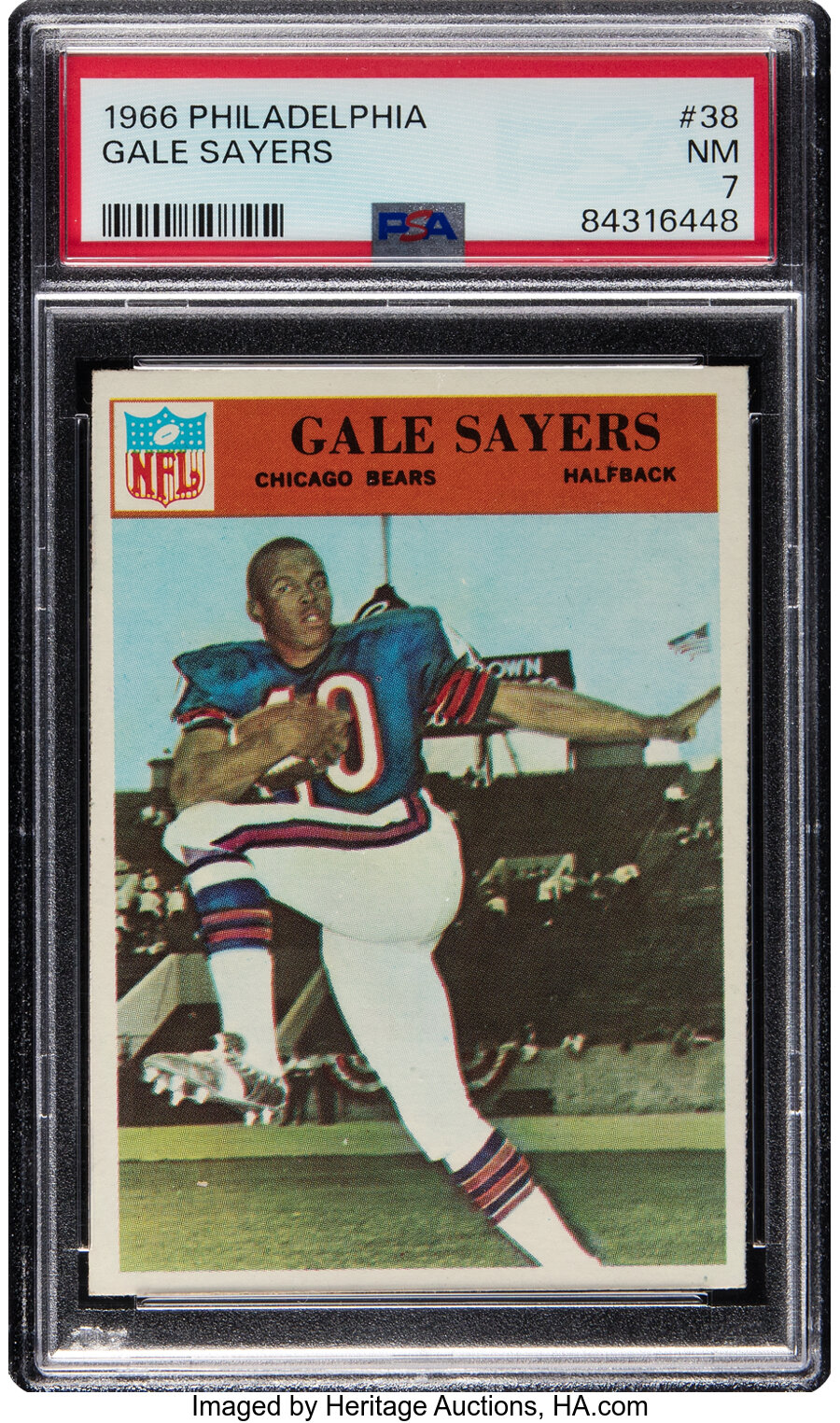 1966 Philadelphia Gale Sayers Rookie #38 PSA NM 7