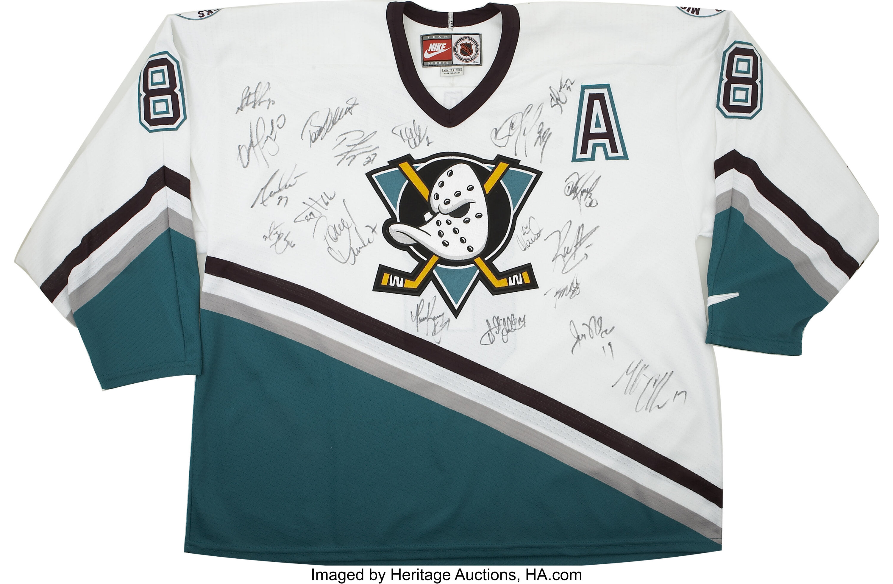 Anaheim Mighty Ducks CCM White Home Jersey Size 56 Autographed 2000-2001  Team
