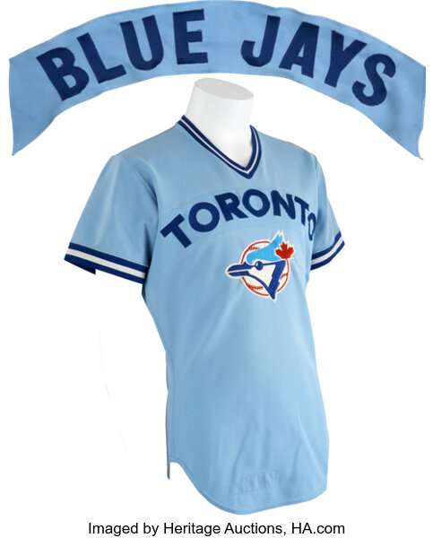 TORONTO BLUE JAYS vtg med ringer baseball jersey 1977 logo Canada V-neck