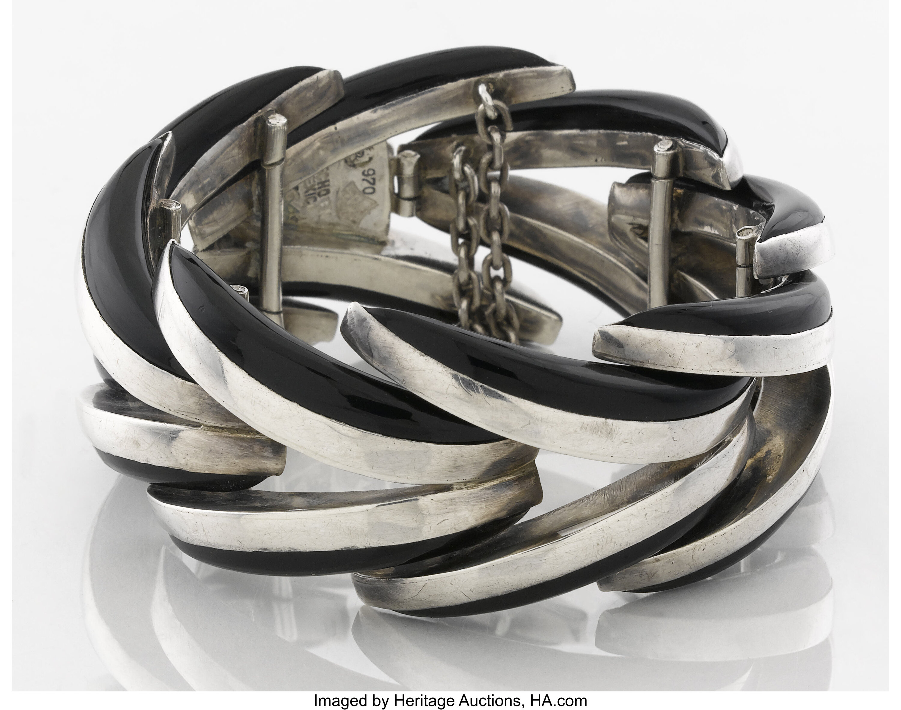 A MEXICAN SILVER AND ONYX BRACELET. Antonio Pineda, Taxco, Mexico 