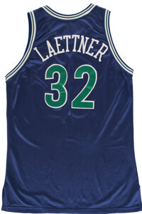 Very Rare* Champion Timberwolves Timberwolves Christian Laettner