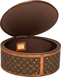 Louis Vuitton, Vintage French Louis Vuitton hat box 43cm wide