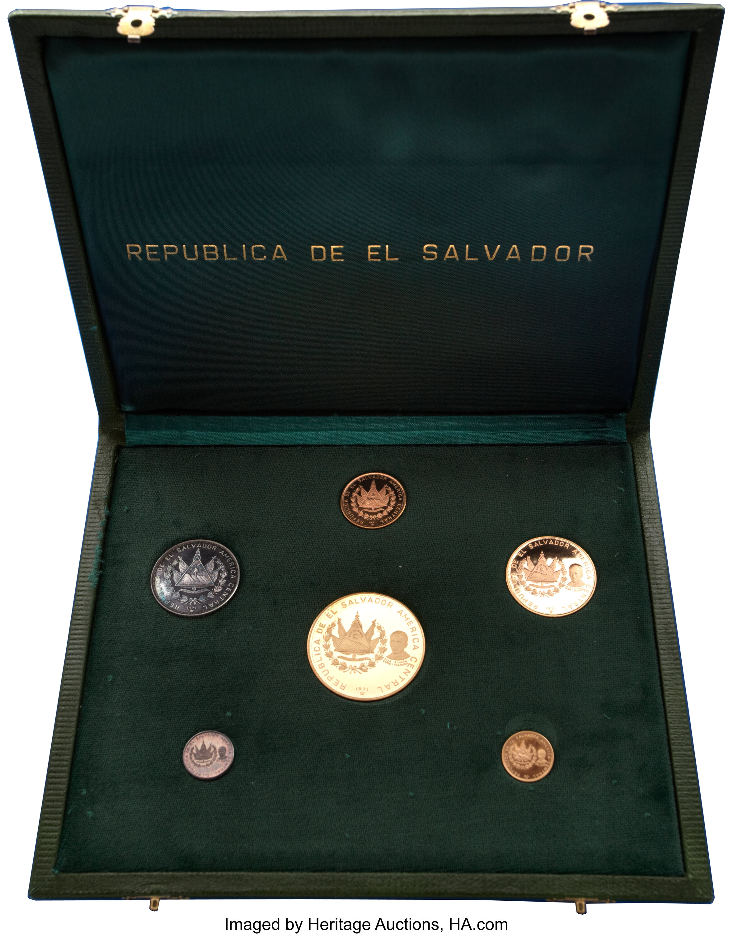 El Salvador Republic six piece gold ands silver set 1971