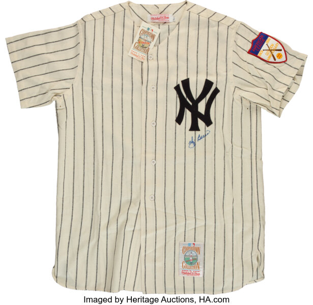 Yogi Berra Signed Jersey. Baseball Collectibles Balls, Lot #44084