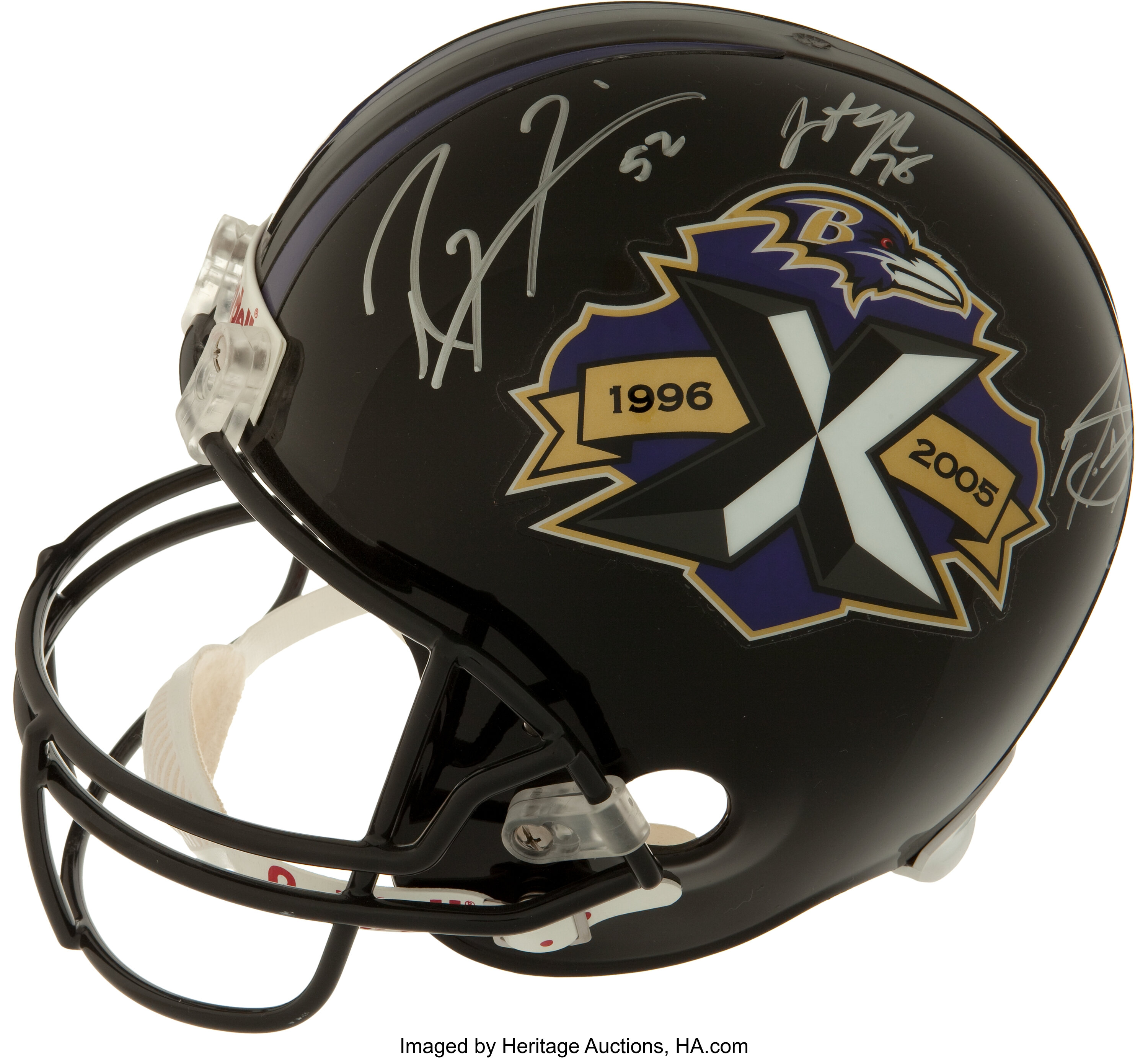 Ray Lewis Signed Baltimore Ravens Helmet - CharityStars