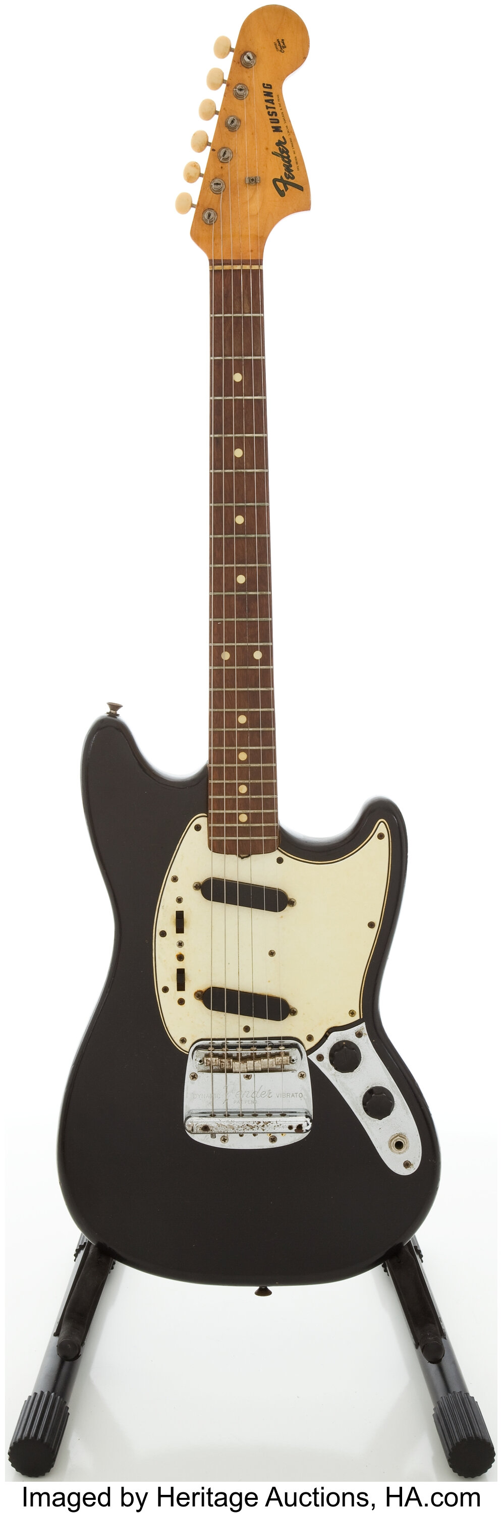 Black fender store mustang guitar