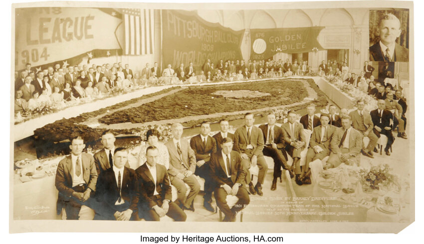 1925 PITTSBURGH PIRATES OVERSIZED TEAM PHOTOGRAPH