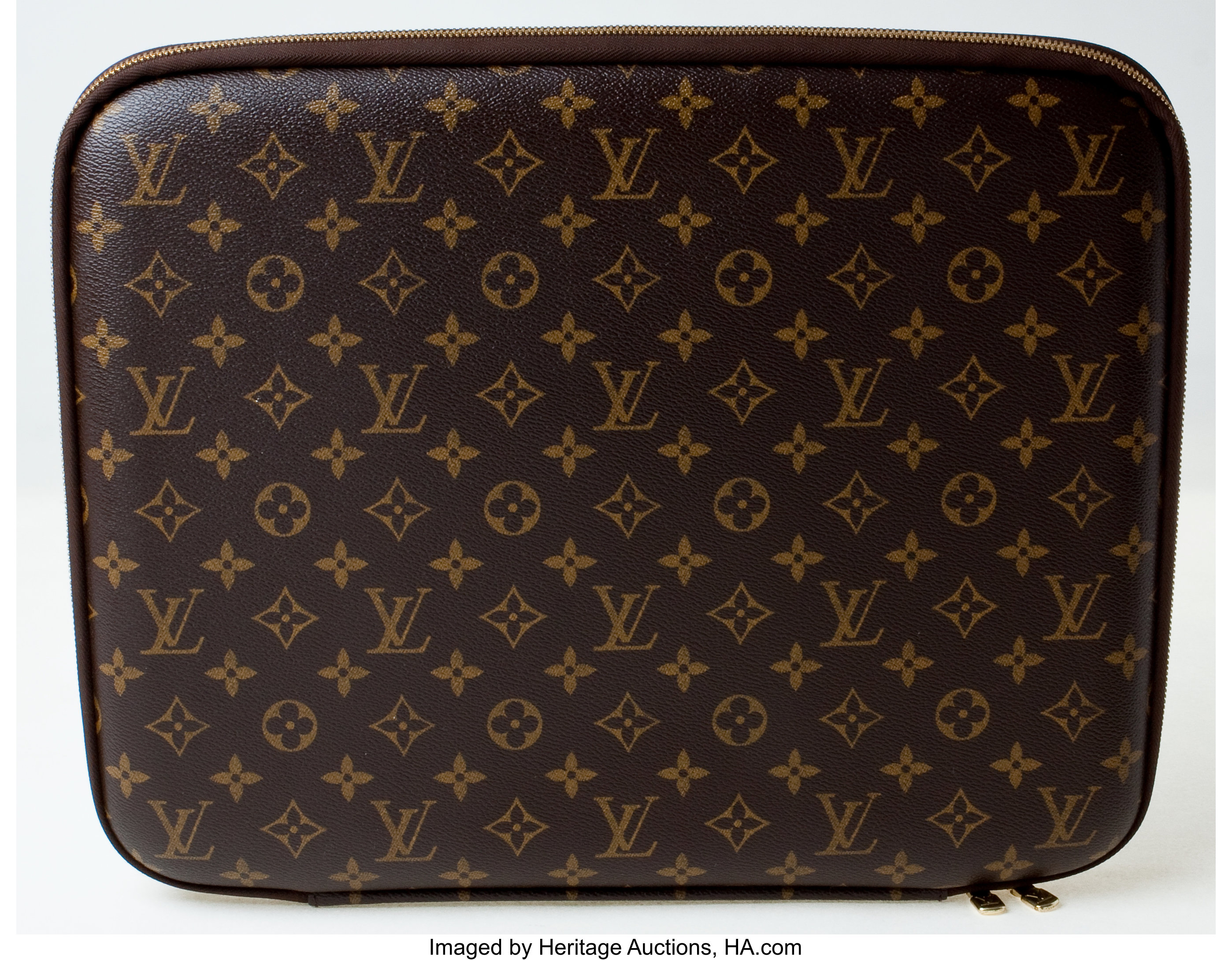 Heritage Vintage: Louis Vuitton Laptop Sleeve 15.  Luxury, Lot #79005