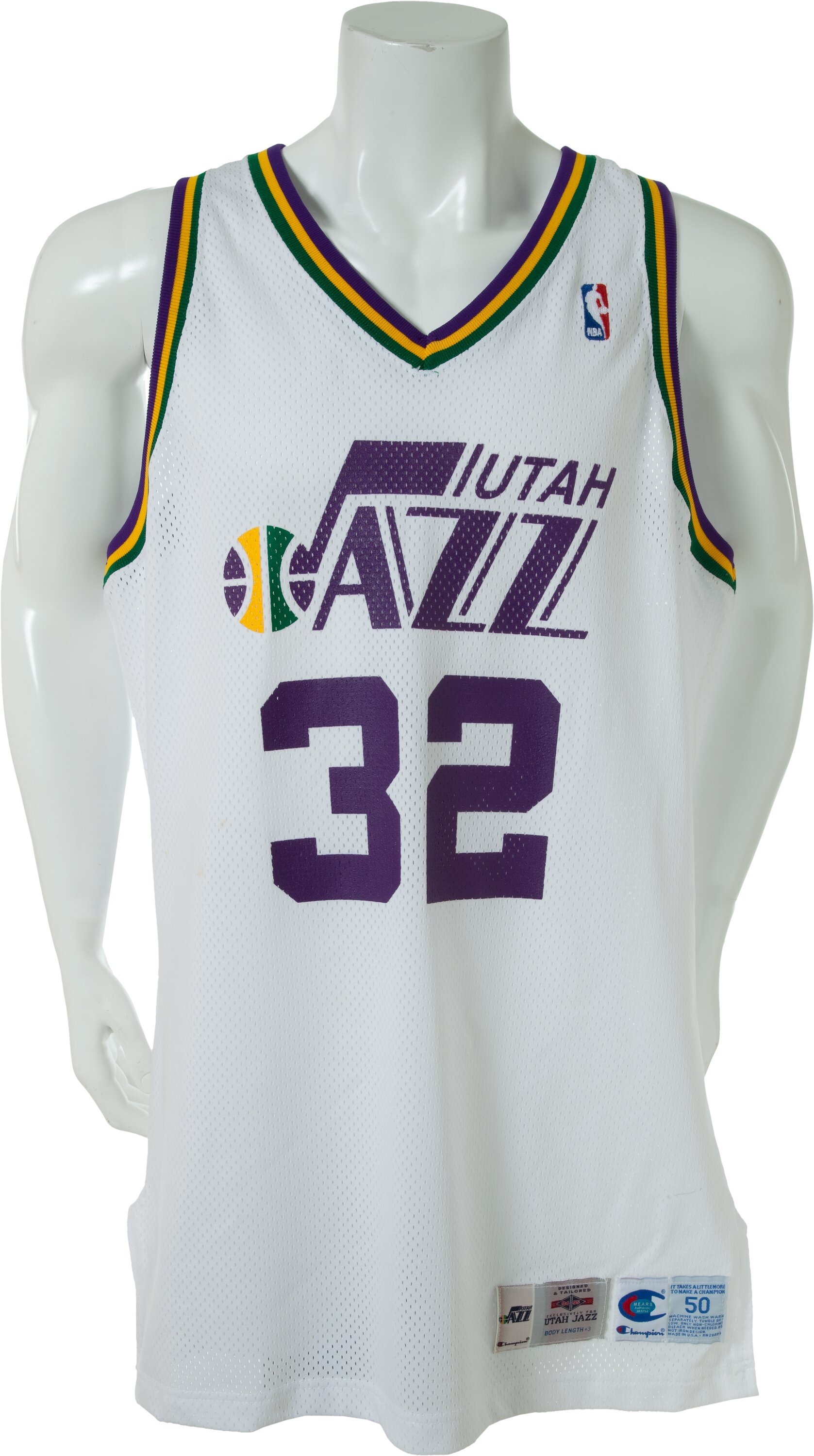 Game Worn & Autographed 1995-96 #32 Karl Malone Home White Utah