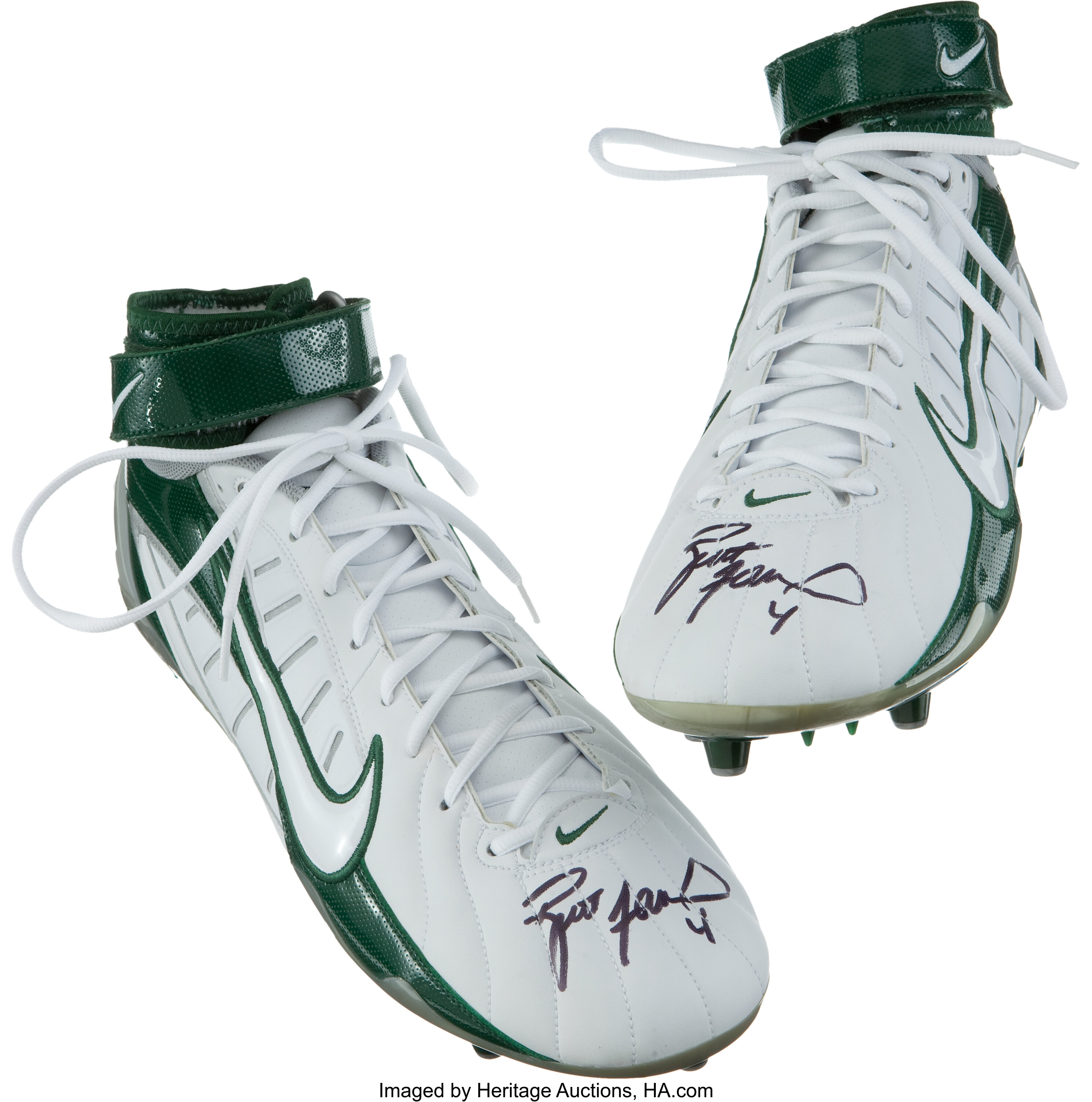 Brett Favre Signed Nike Cleats. Football Collectibles Others