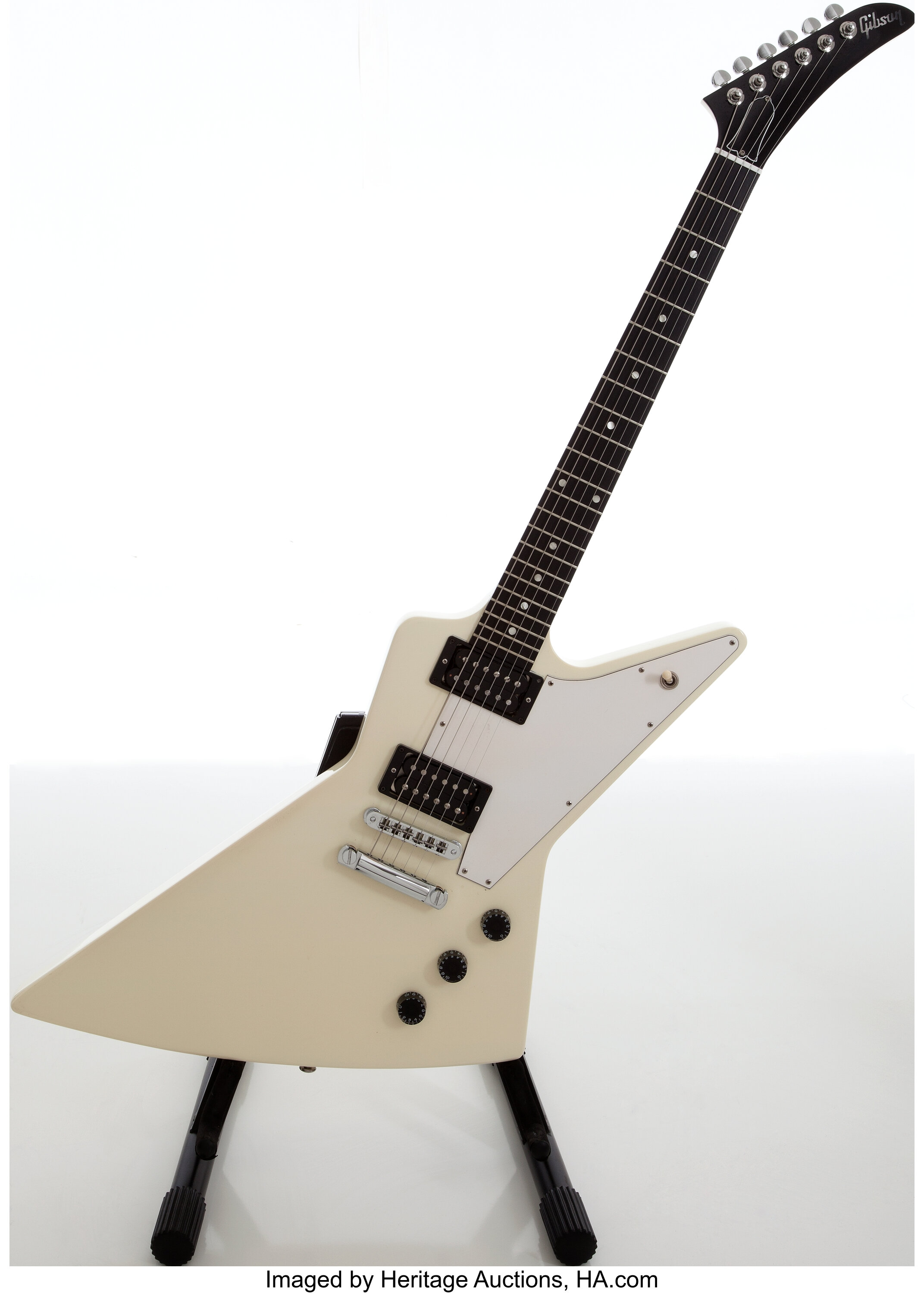 Explorer deals white guitar