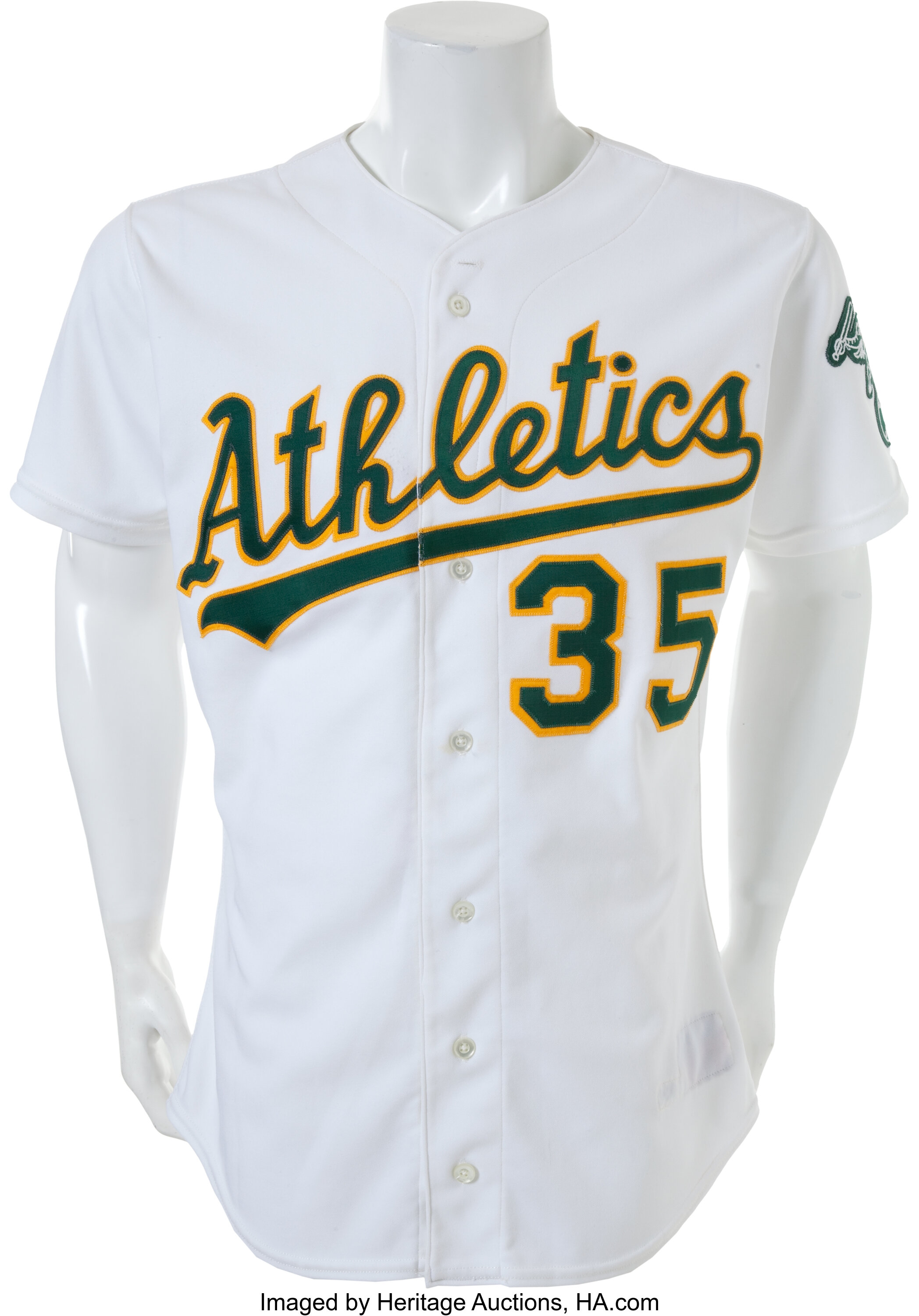 Why do the Oakland Athletics uniforms have elephant patches on their  sleeves? 