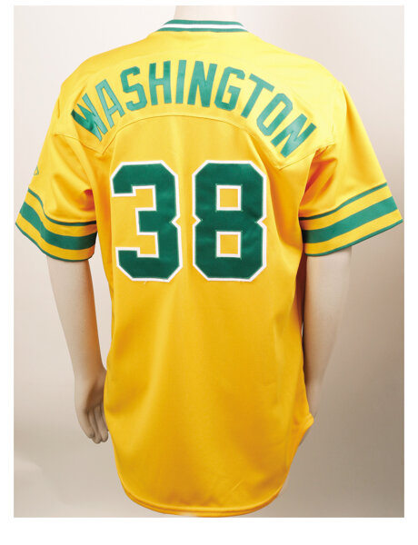 2002 Ron Washington Game-Worn Throwback Jersey. Long-time third