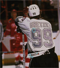1992-93 Wayne Gretzky Game Worn & Signed Los Angeles Kings Jersey, Lot  #82263