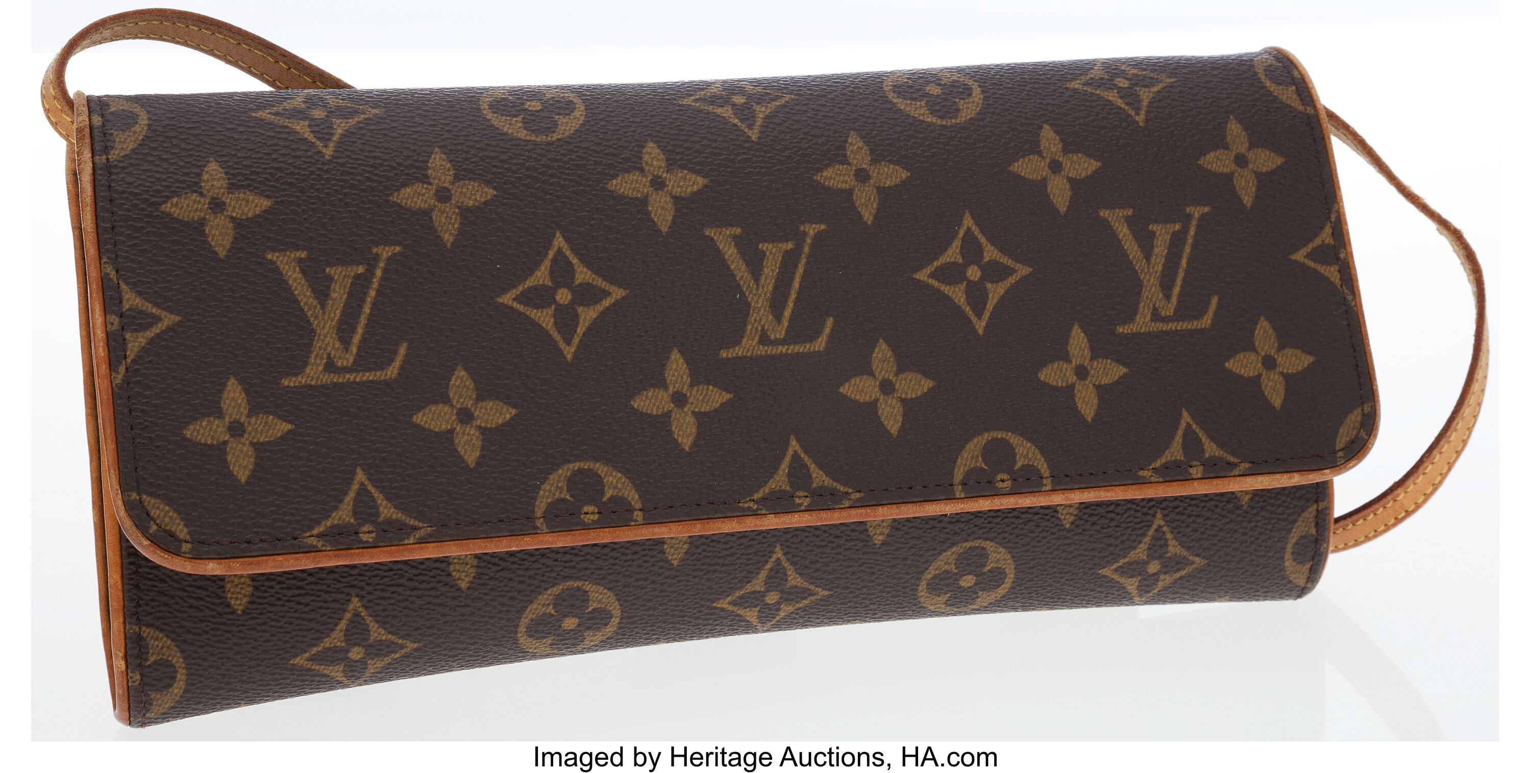 Louis Vuitton 2001 monogram pochette LV presbyopic clutch bag
