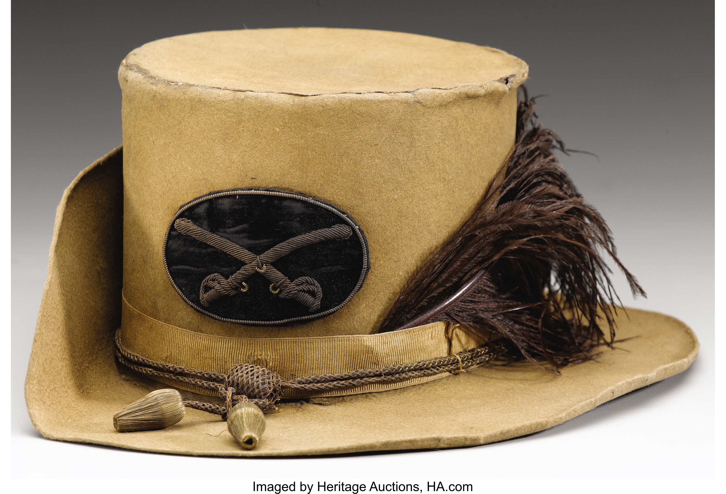Hat keinen. Боливар шляпа 19 век. Боливар это широкополая шляпа.