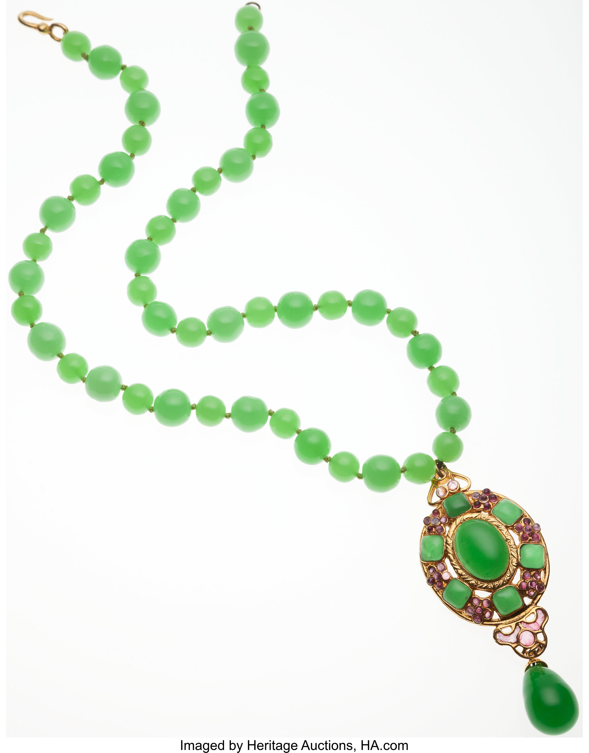CHANEL VERY VINTAGE 1970'S EMERALD GREEN GRIPOIX NECKLACE